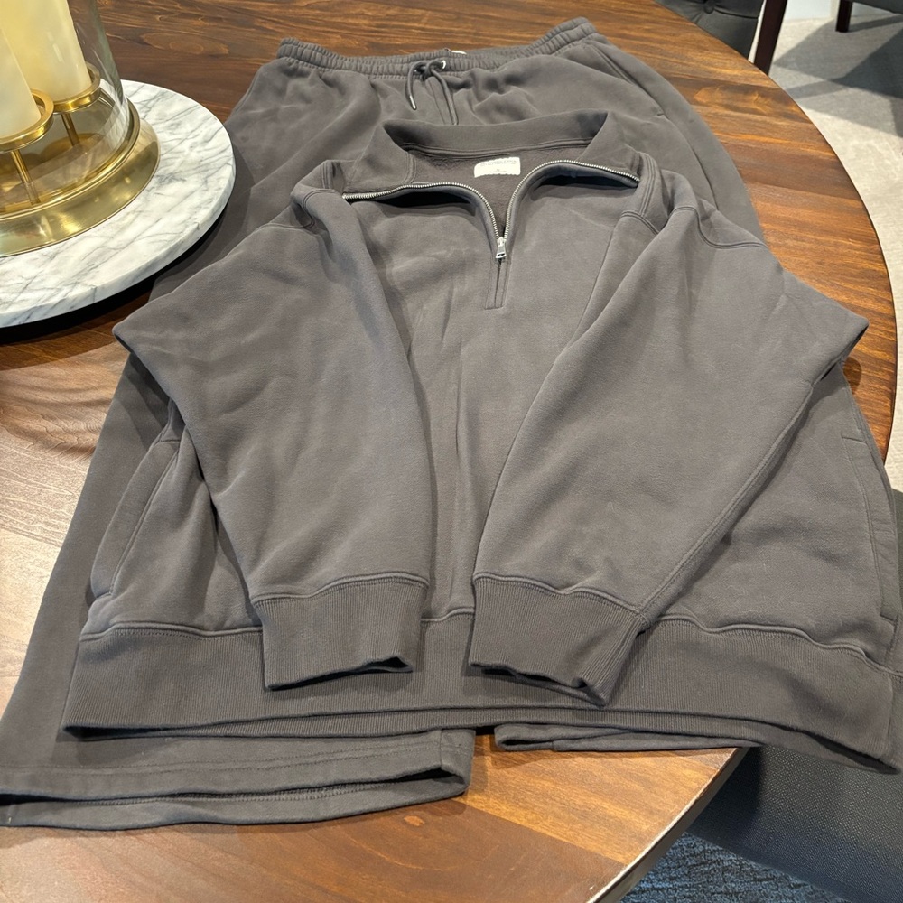 Abercrombie and Fitch Sunday Sweat Set